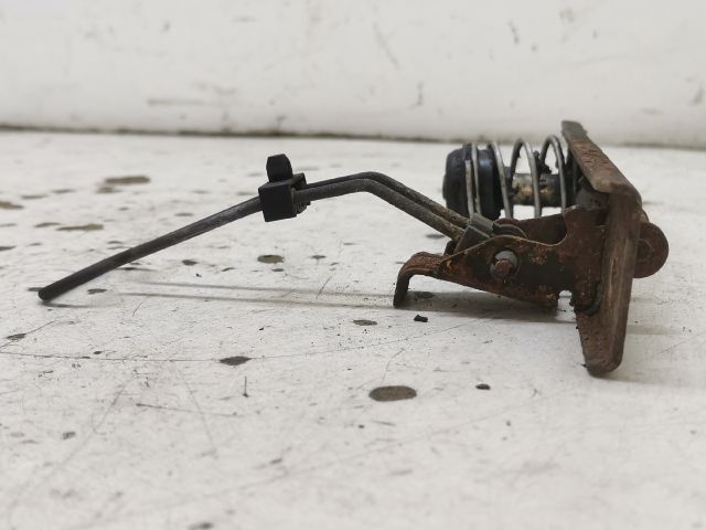 bontott OPEL VIVARO Motorháztető Zárszerkezet