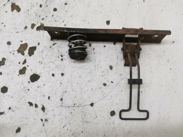 bontott OPEL VIVARO Motorháztető Zárszerkezet