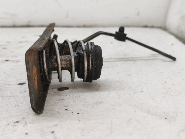 bontott OPEL VIVARO Motorháztető Zárszerkezet