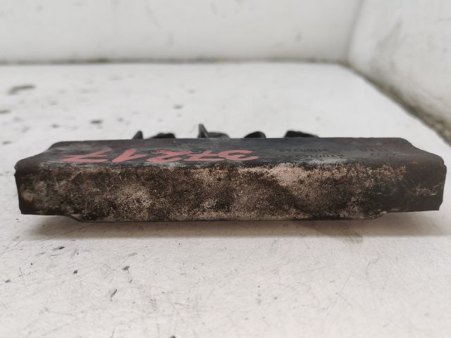 bontott OPEL VIVARO Motorháztető Zárszerkezet