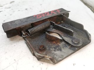 bontott OPEL VIVARO Motorháztető Zárszerkezet