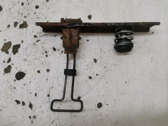 bontott OPEL VIVARO Motorháztető Zárszerkezet