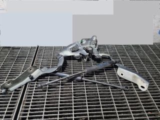 bontott OPEL VIVARO Motorháztető Zsanér Pár