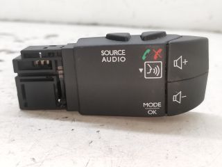 bontott OPEL VIVARO Multimédia Vezérlő