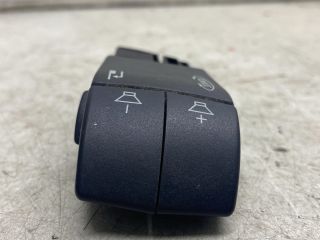 bontott OPEL VIVARO Rádió / CD Kapcsoló