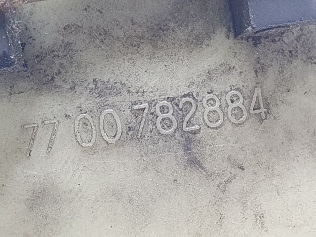 bontott OPEL VIVARO Szervóolaj Tartály