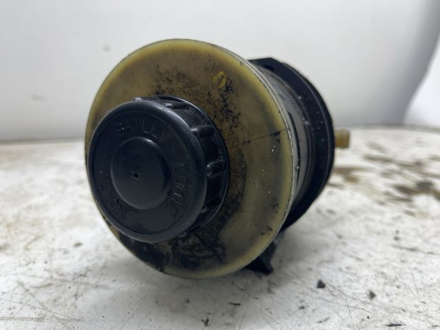 bontott OPEL VIVARO Szervóolaj Tartály