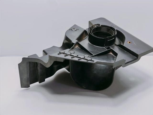 bontott OPEL VIVARO Szívás Zaj Csökkentő Doboz