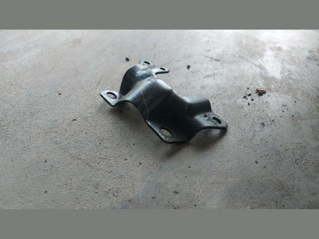 bontott OPEL VIVARO Tartó Bak