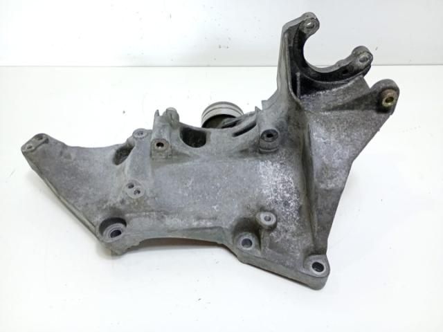 bontott OPEL VIVARO Tartó Bak