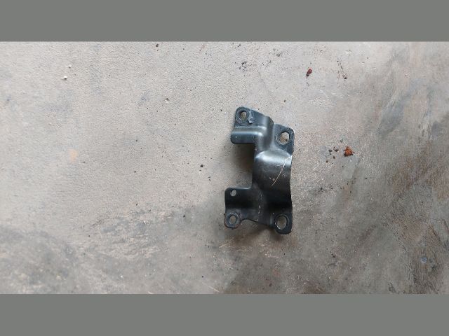 bontott OPEL VIVARO Tartó Bak