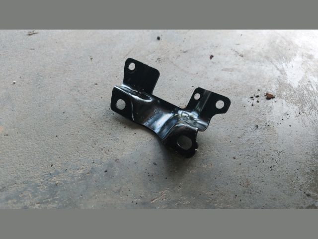 bontott OPEL VIVARO Tartó Bak