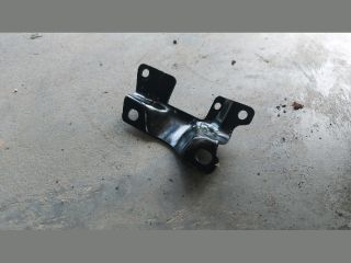 bontott OPEL VIVARO Tartó Bak