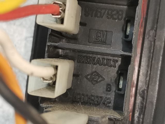 bontott OPEL VIVARO Tolóajtó Érintkező