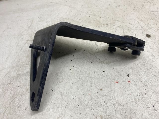 bontott OPEL VIVARO Tolóajtó Sín Görgő