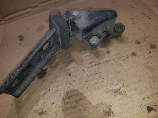 bontott OPEL VIVARO Tolóajtó Sín Görgő