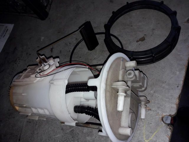 bontott OPEL VIVARO Üzemanyagszint Jeladó