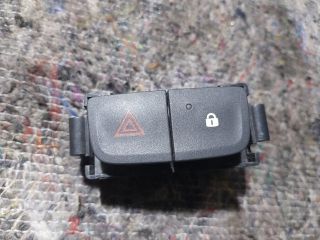bontott OPEL VIVARO Vészvillogó Kapcsoló