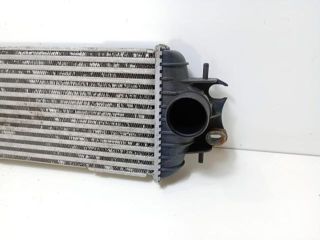 bontott OPEL VIVARO Vízhűtő Radiátor Tartó