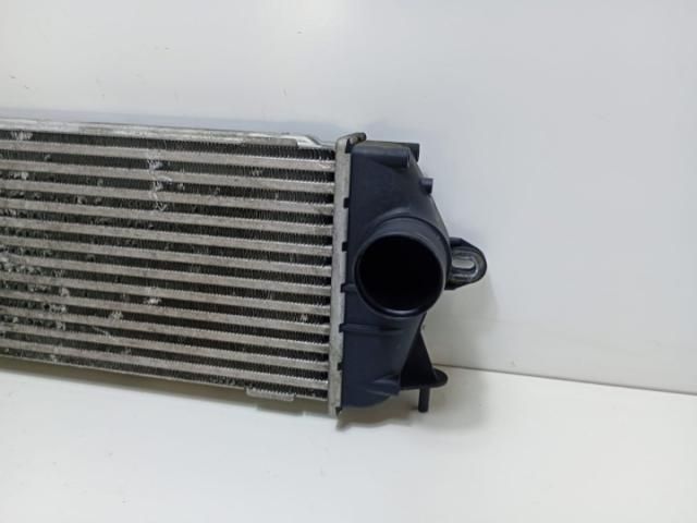 bontott OPEL VIVARO Vízhűtő Radiátor Tartó