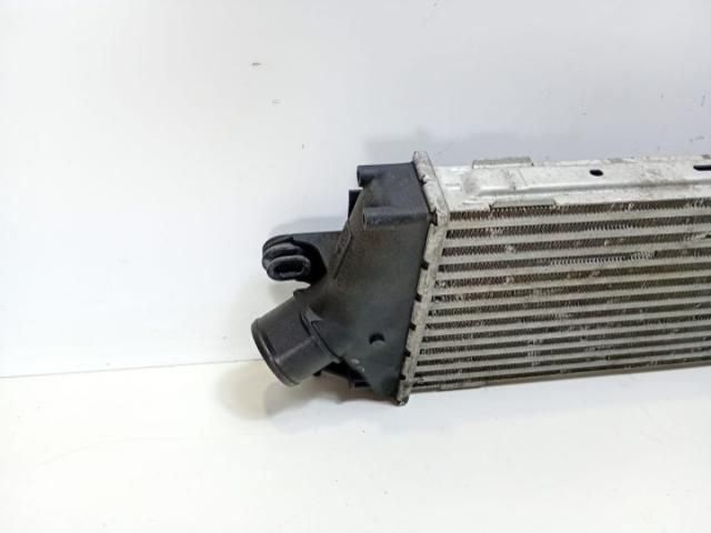 bontott OPEL VIVARO Vízhűtő Radiátor Tartó