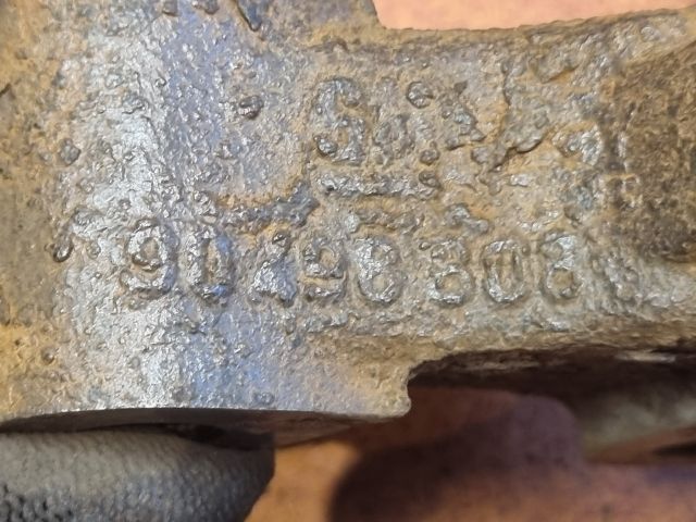 bontott OPEL ZAFIRA A Bal első Csonkállvány