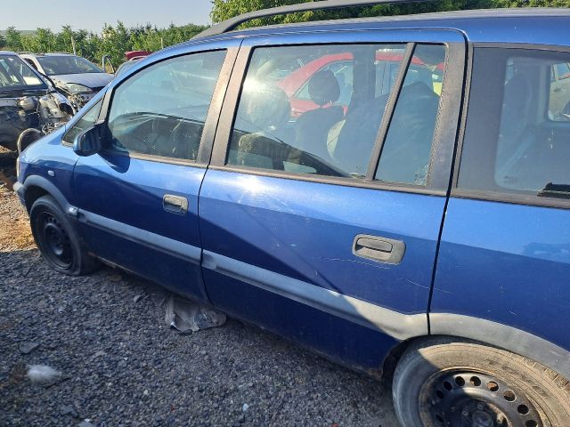 bontott OPEL ZAFIRA A Biztosítéktábla Motortér