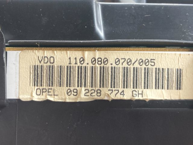 bontott OPEL ZAFIRA A Kilométeróra