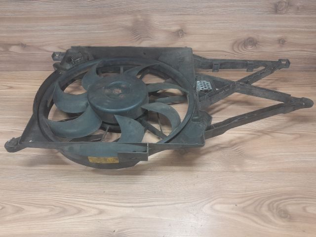 bontott OPEL ZAFIRA A Klímahűtő Ventilátor