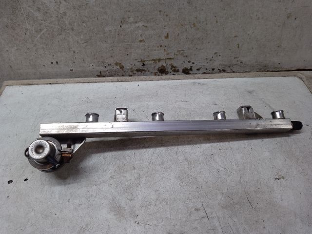 bontott OPEL ZAFIRA A Közösnyomócső