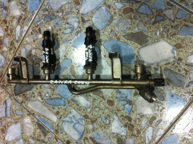 bontott OPEL ZAFIRA A Közösnyomócső