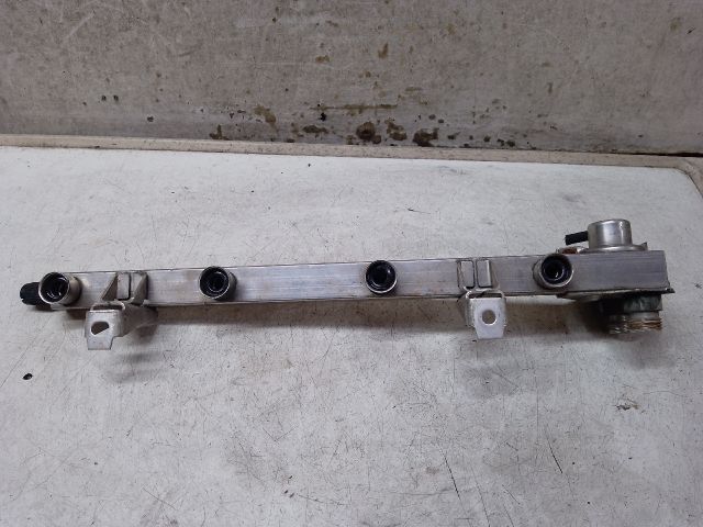 bontott OPEL ZAFIRA A Közösnyomócső