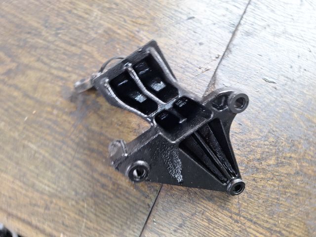 bontott OPEL ZAFIRA A Motor Tartó Bak (Fém)