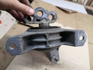 bontott OPEL ZAFIRA A Motor Tartó Bak Jobb