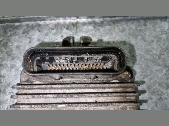 bontott OPEL ZAFIRA A Motorvezérlő