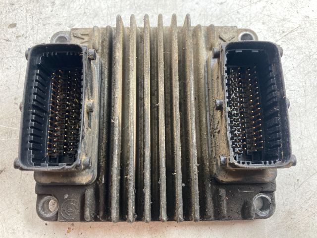 bontott OPEL ZAFIRA A Motorvezérlő