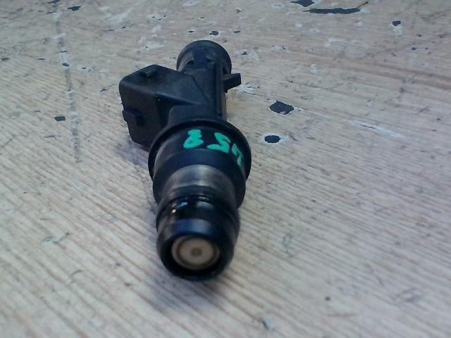 bontott OPEL ZAFIRA A Porlasztó (1 db)