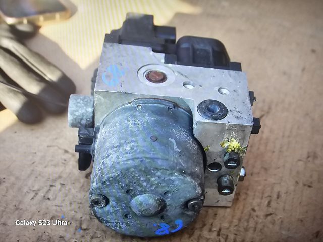 bontott OPEL ZAFIRA A ABS Kocka