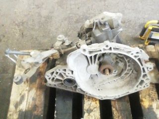bontott OPEL ZAFIRA A Váltó (Mechanikus)