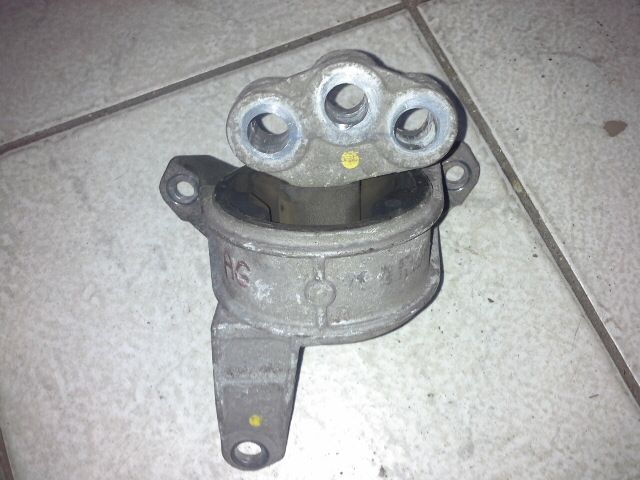 bontott OPEL ZAFIRA A Motor Tartó Bak (Pozíciófüggetlen)