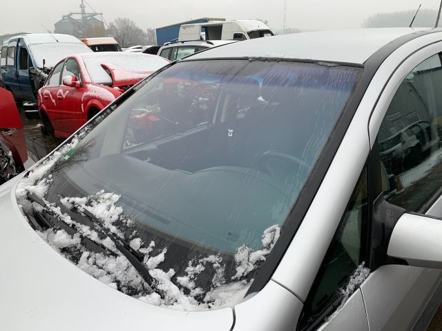 bontott OPEL ZAFIRA A Bal első Csonkállvány Kerékaggyal