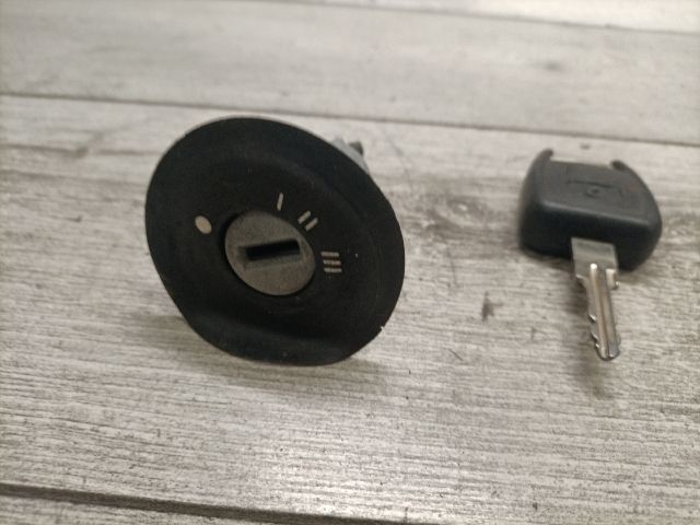 bontott OPEL ZAFIRA A Gyújtáskapcsoló