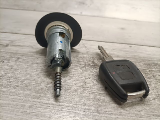 bontott OPEL ZAFIRA A Gyújtáskapcsoló