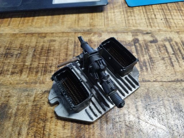 bontott OPEL ZAFIRA A Motorvezérlő