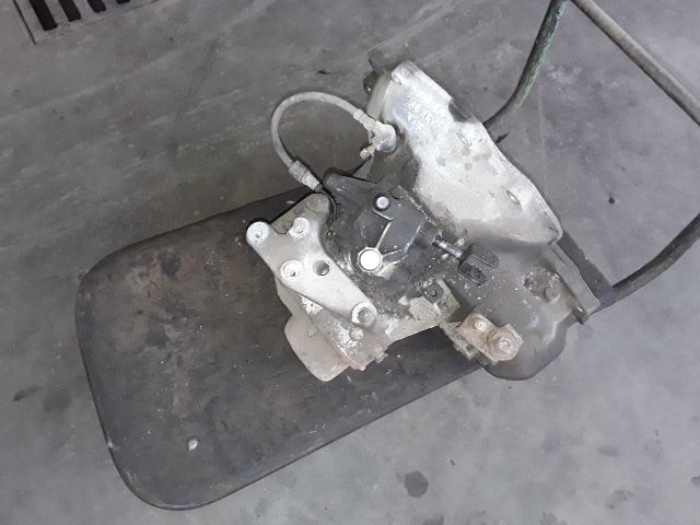 bontott OPEL ZAFIRA A Váltó (Mechanikus)