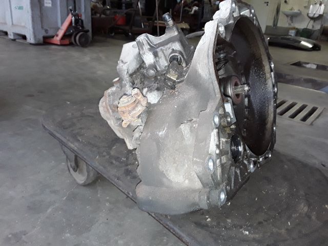 bontott OPEL ZAFIRA A Váltó (Mechanikus)