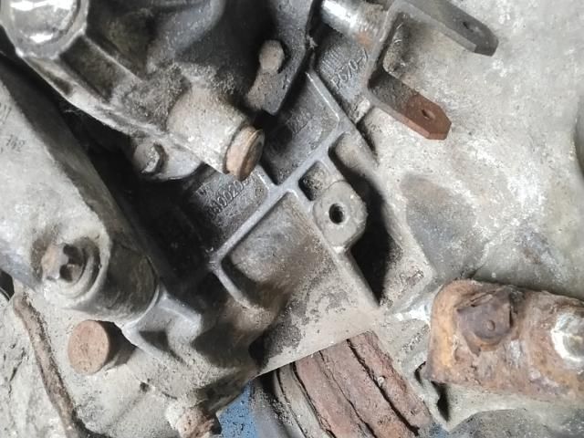 bontott OPEL ZAFIRA A Váltó (Mechanikus)