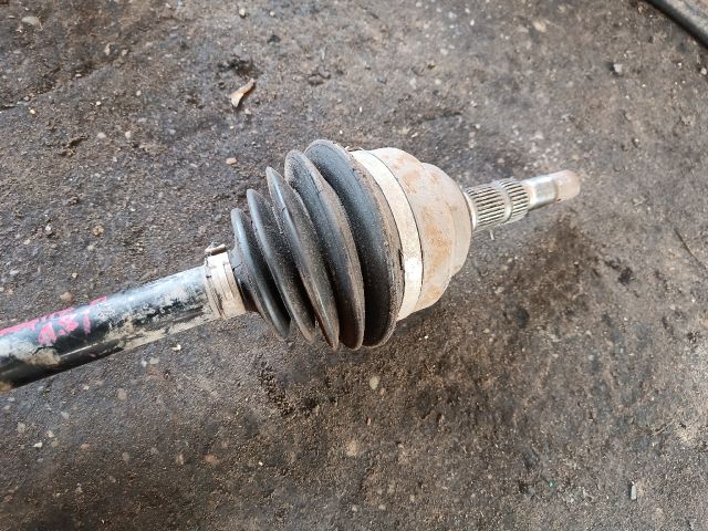 bontott OPEL ZAFIRA A Bal Féltengely