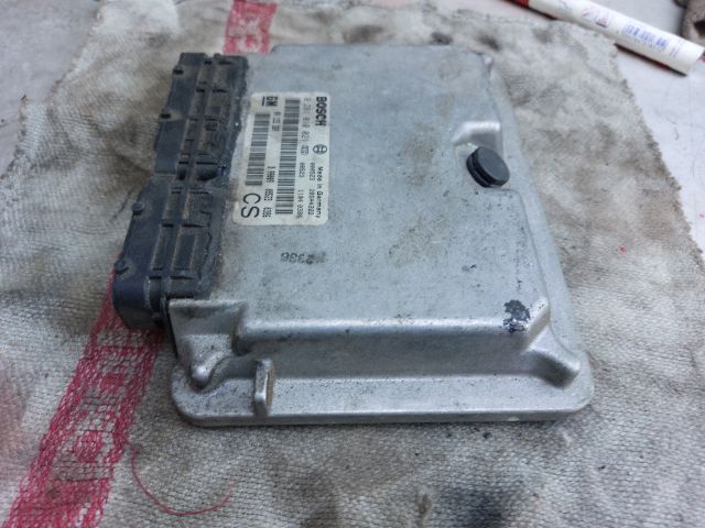 bontott OPEL ZAFIRA A Motorvezérlő