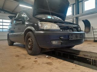 bontott OPEL ZAFIRA A Biztosítéktábla Motortér